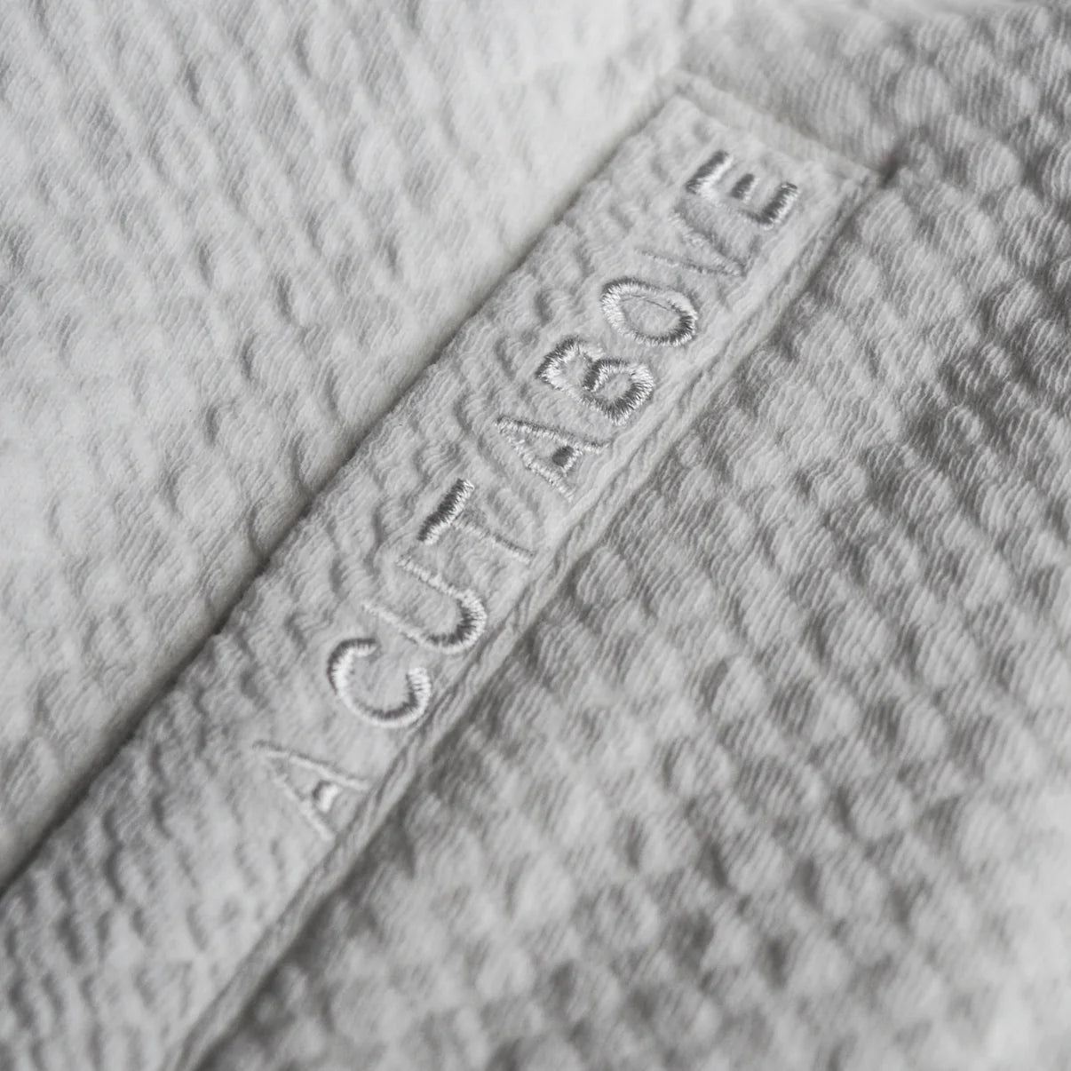 HighCut WHITE WAFFLE KNIT HOODIE